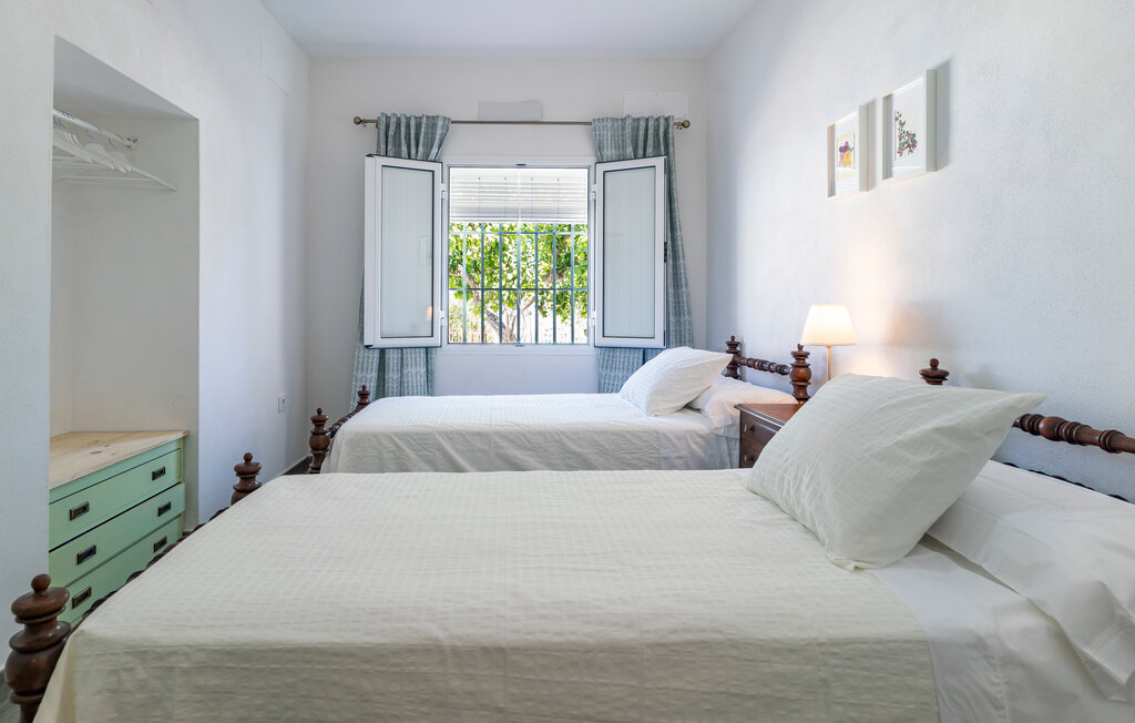 Habitacion con dos camas individuales